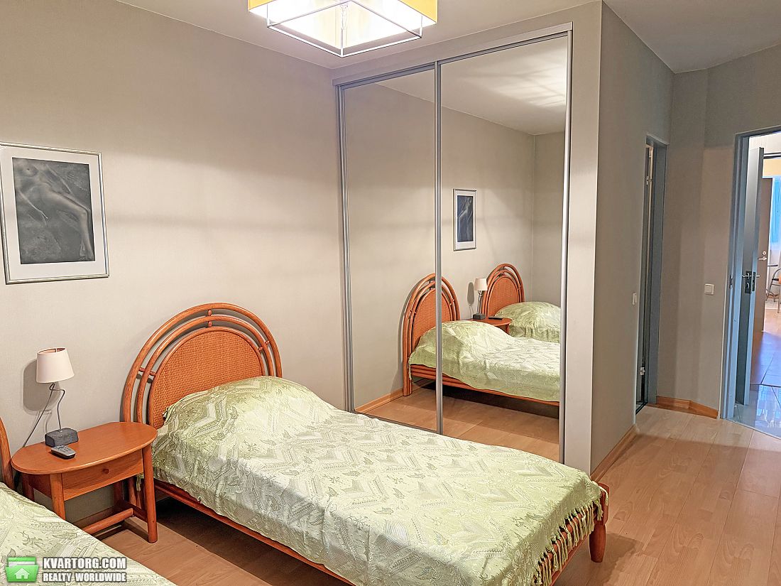 Sell multi-room apartment. Киев, Верхогляда — photo 7