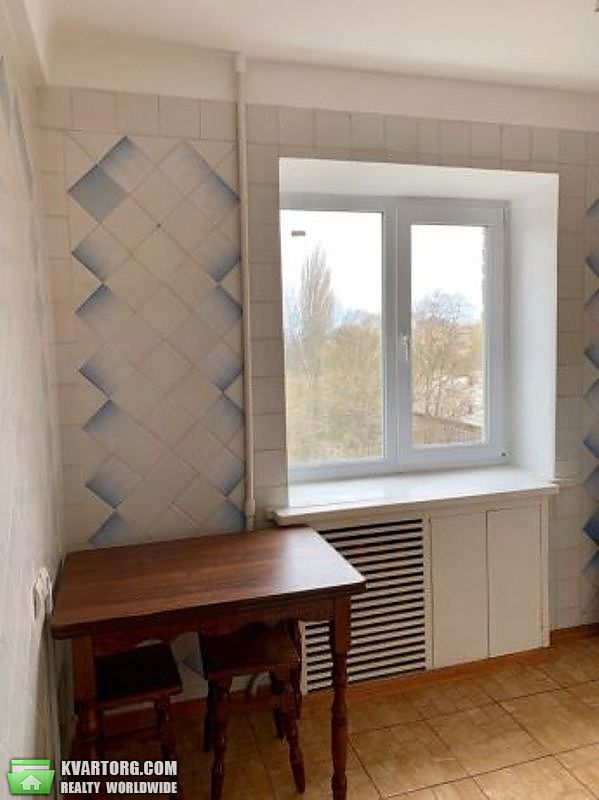 Sell 3-room apartment. Киев,  Багговутовская — photo 2