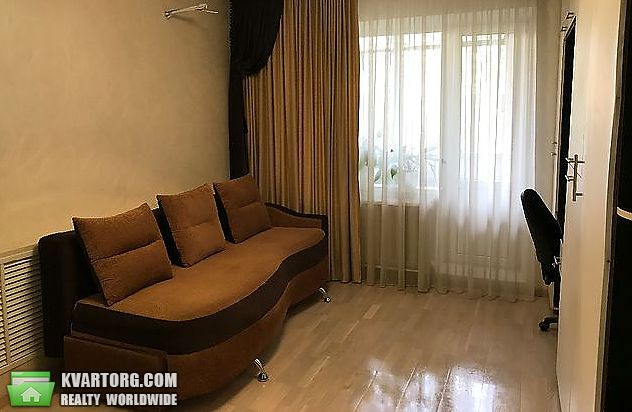 Sell 2-room apartment. Киев,  Смолича — photo 4