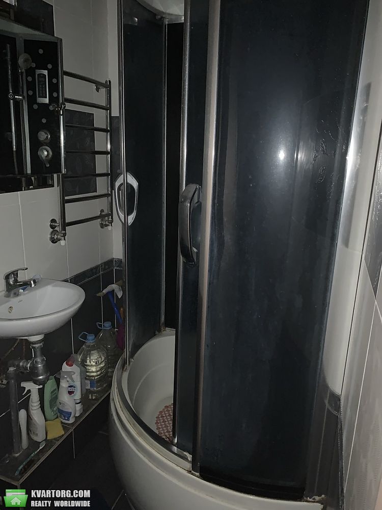 Rent out 2-room apartment. Киев,  Головко — photo 9