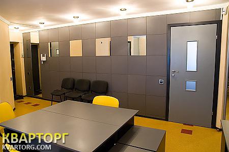 Rent out office. Киев,  Жилянская — photo 1