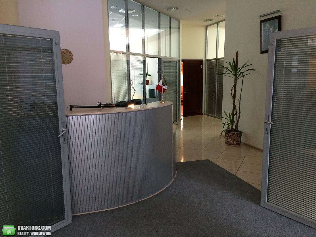 Rent out office. Киев, Барбюса — photo 3