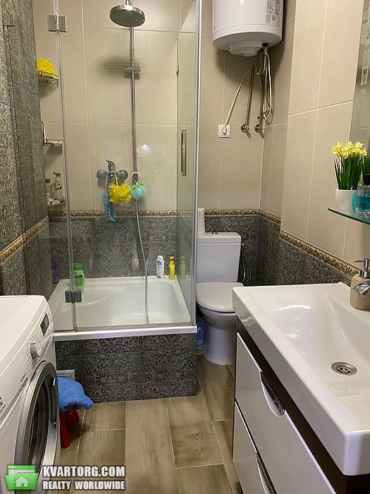 Sell 3-room apartment. Киев,  Метрологическая — photo 8