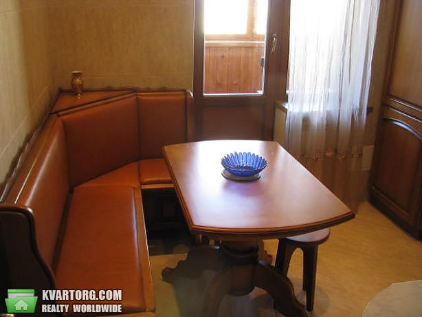 Rent out 3-room apartment. Киев,  Стуса — photo 4