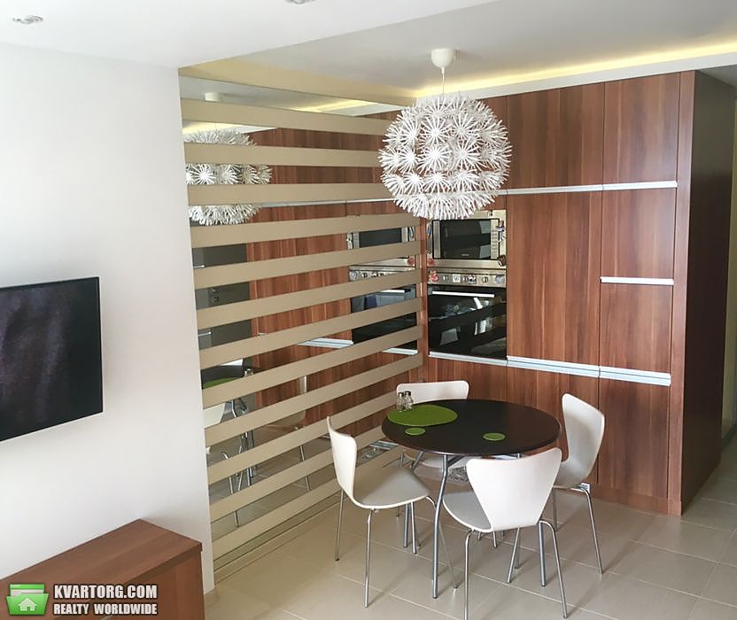 Rent out 2-room apartment. Киев,  Клавдиевская — photo 1