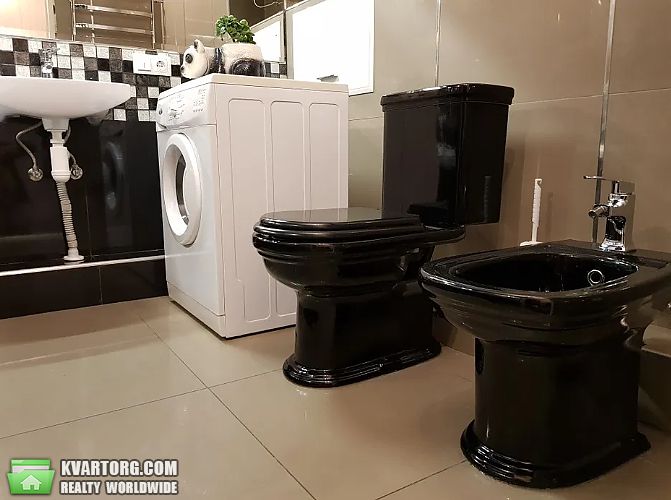 Rent out 1-room apartment. Киев,  Олевская — photo 4