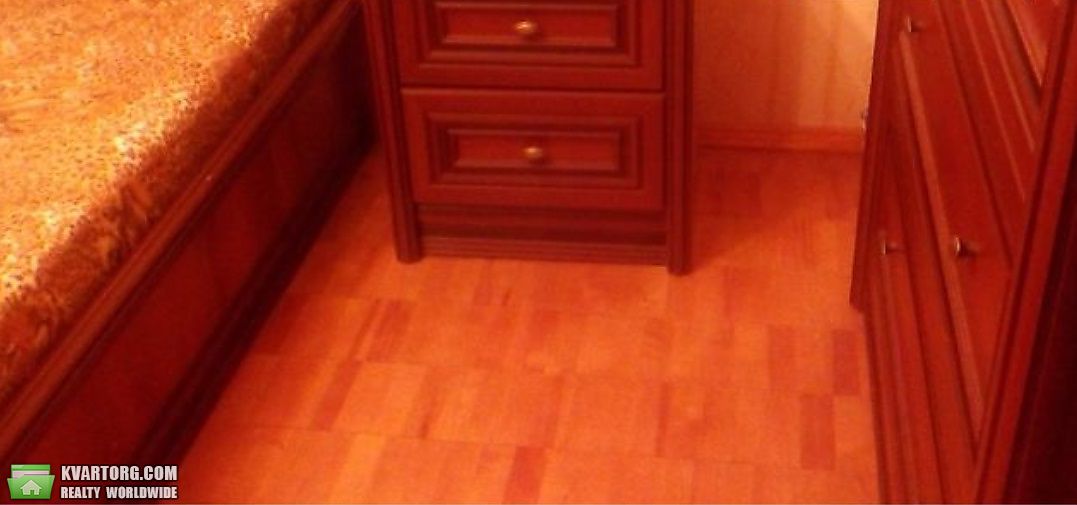 Rent out 2-room apartment. Киев,  Чернобыльская — photo 8