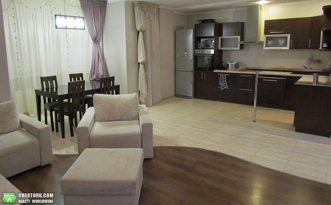 Rent out 3-room apartment. Киев,  Львовская — photo 6