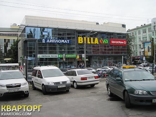 Rent out shop. Киев, Львовская площадь. Киев — photo 1