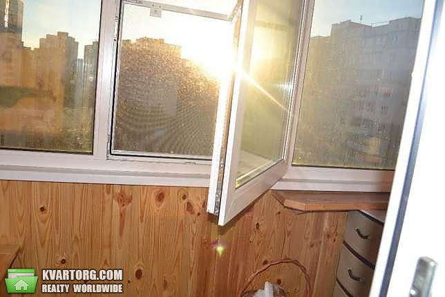 Sell 3-room apartment. Киев,  Ревуцкого — photo 1