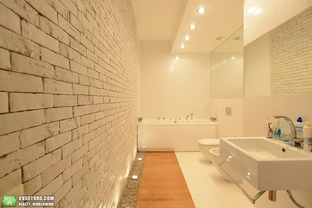 Sell 3-room apartment. Киев,  Жилянская — photo 1
