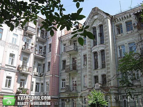 Sell 2-room apartment. Киев, Лютеранская — photo 1