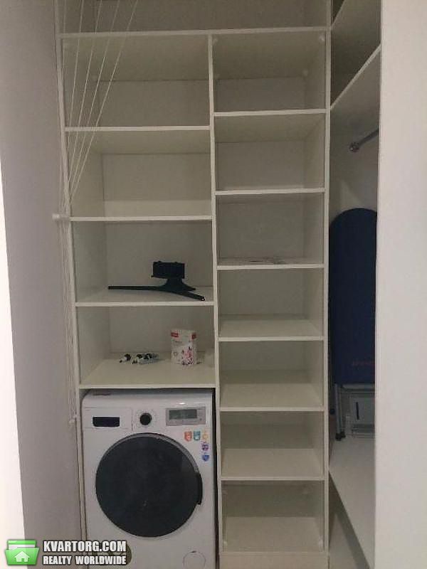 Rent out 1-room apartment. Киев,  Жилянская — photo 9