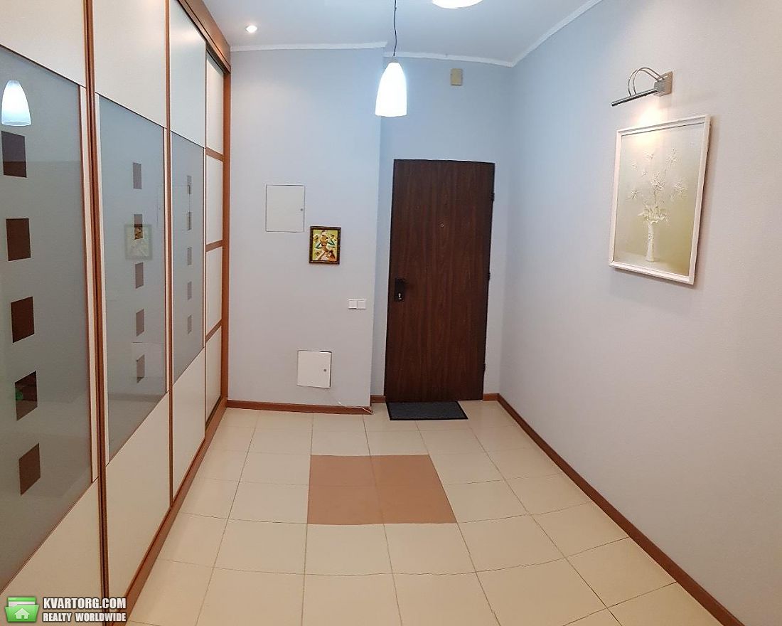 Rent out 3-room apartment. Киев, Провиантская — photo 8