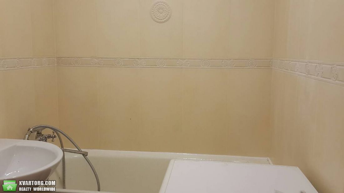 Rent out 2-room apartment. Киев,  Борщаговская — photo 3