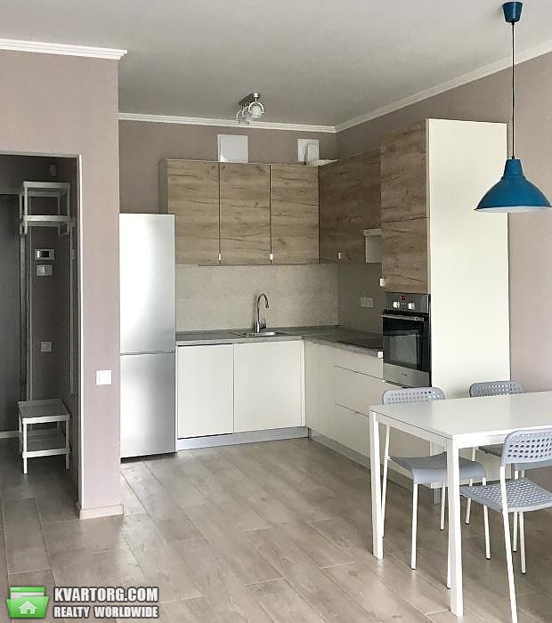 Rent out 2-room apartment. Киев,  Златоустовская — photo 4