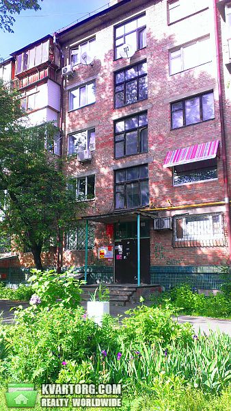 Rent out 3-room apartment. Киев,  Дмитриевская — photo 1
