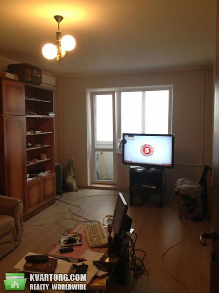 Sell 1-room apartment. Киев, Харьковское шоссе — photo 2