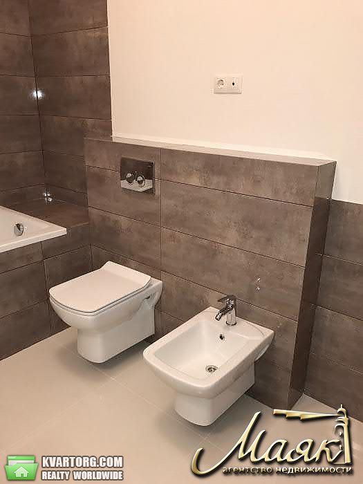 Sell 2-room apartment. Киев,  Щорса — photo 8