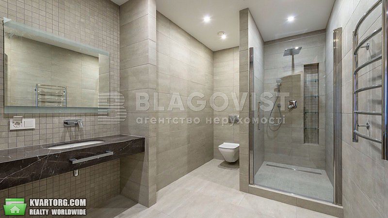 Rent out 3-room apartment. Киев,  Шевченко бул — photo 10