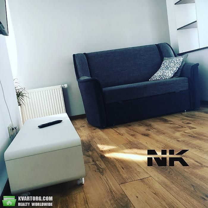 Rent out 2-room apartment. Киев, Регенераторная — photo 2