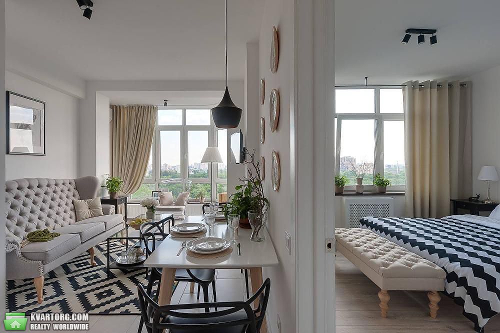 Rent out 2-room apartment. Киев, Сикорского — photo 1