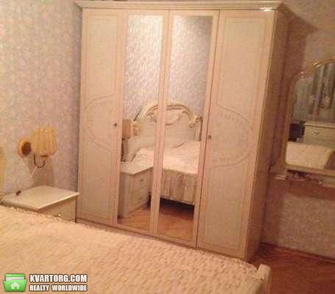 Sell 3-room apartment. Киев,  Прилужная — photo 1