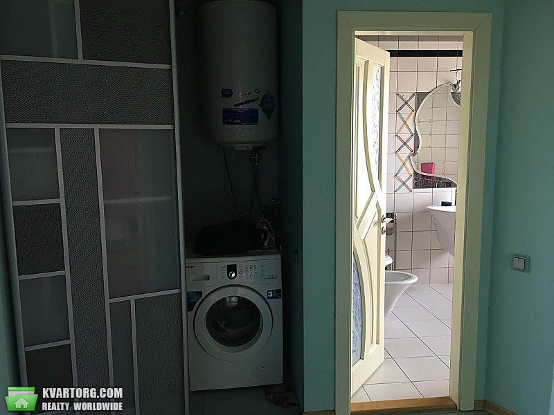 Sell 3-room apartment. Киев,  Приречная — photo 5