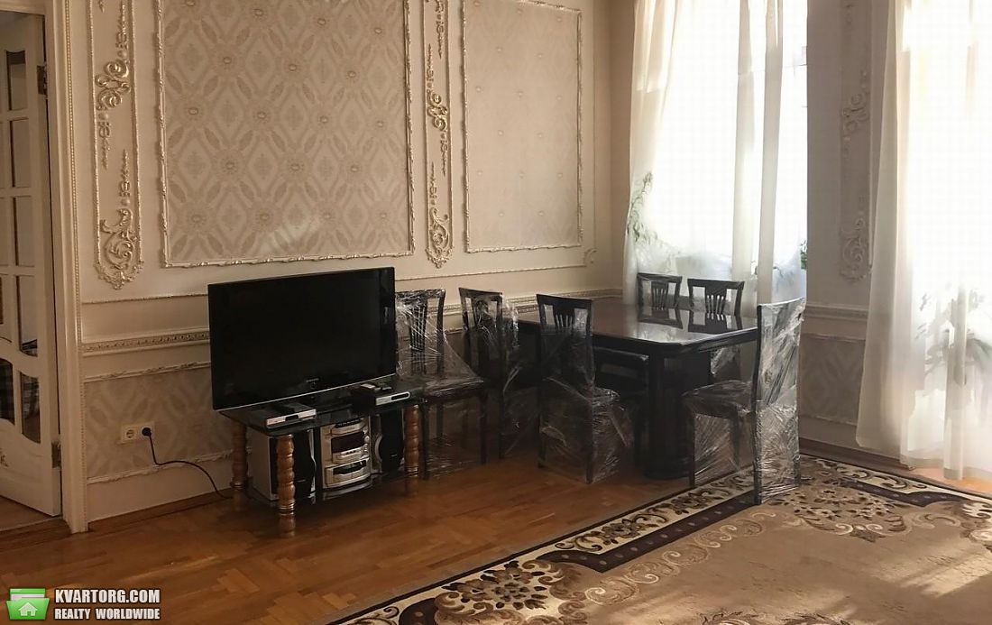 Rent out 4-room apartment. Киев,  Анищенко — photo 2