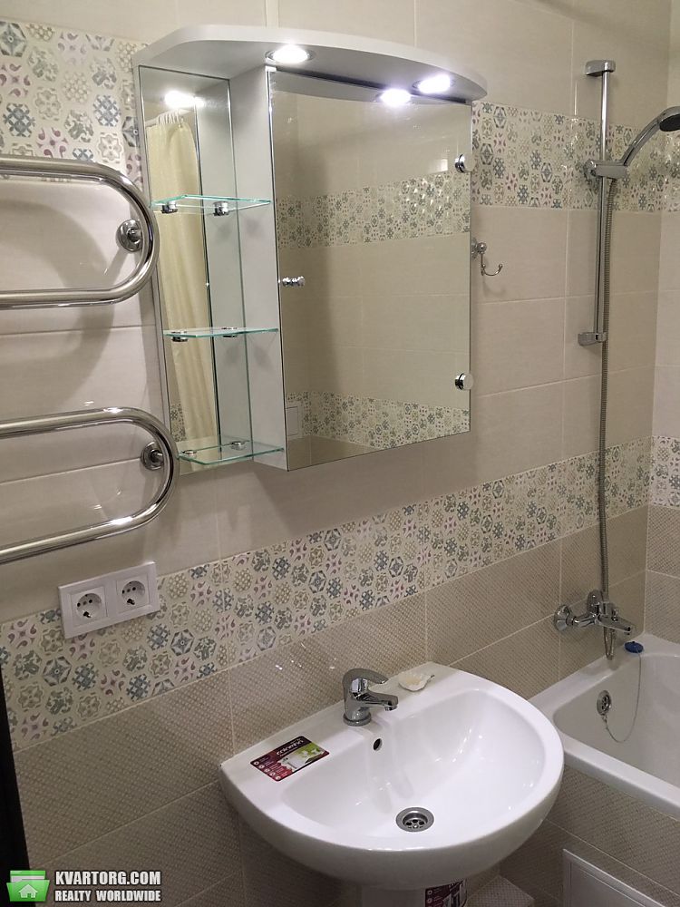 Rent out 1-room apartment. Киев, Калнышевского — photo 8