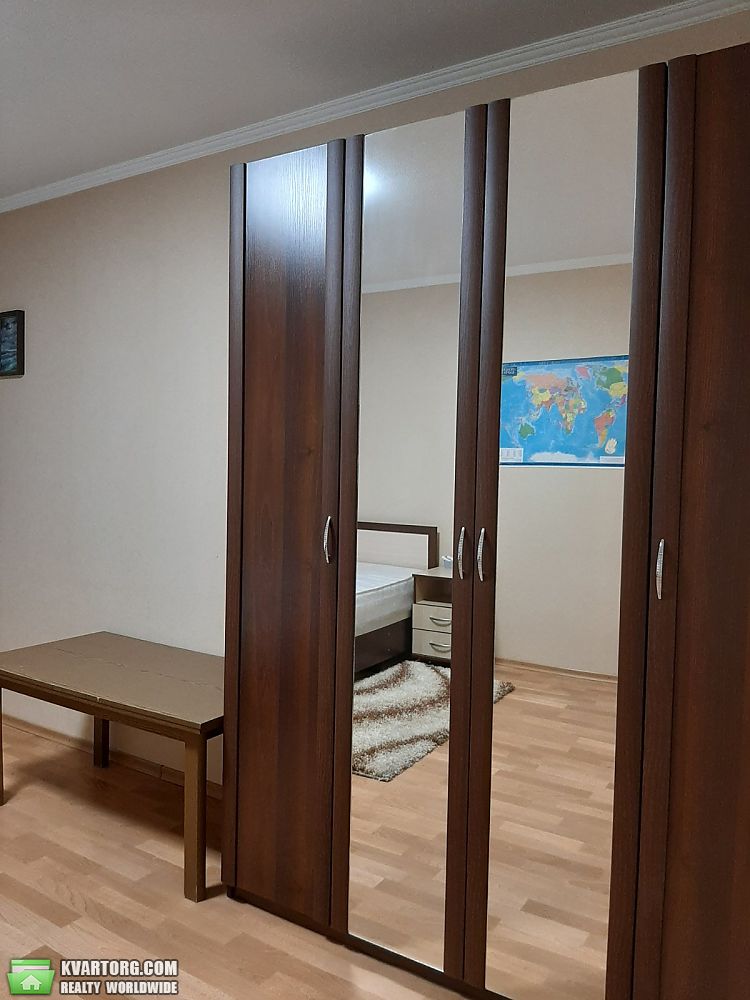 Rent out 2-room apartment. Киев, Драгоманова — photo 5
