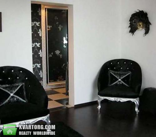 Sell 2-room apartment. Киев, Днепровская наб — photo 2