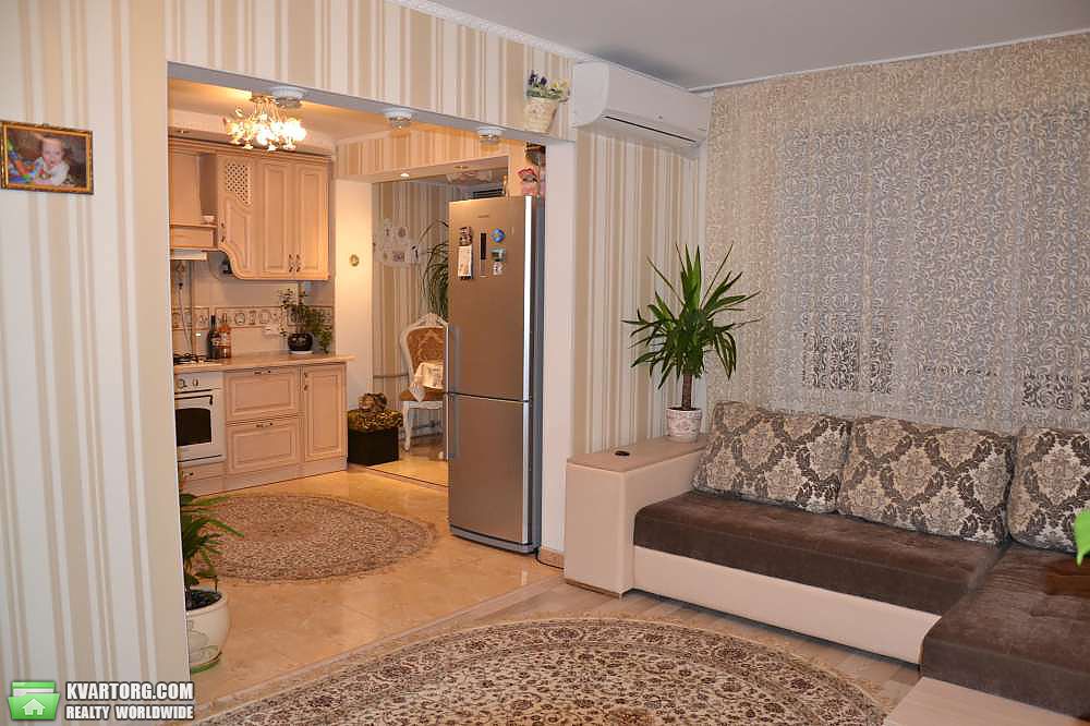 Rent out 3-room apartment. Киев,  Якуба Коласа — photo 2