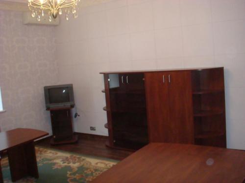 Rent out office. Киев, Шевченко Тараса бульв. — photo 5