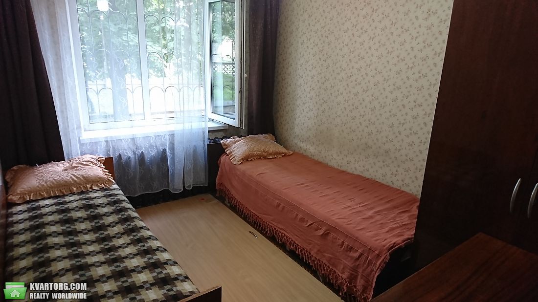 Rent out 2-room apartment. Киев, Мира просп. — photo 3
