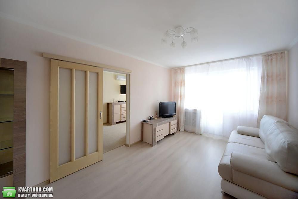 квартиры киева вторичный рынок. однокомнатная квартира в центре города. дешевая квартира за 11 000. квартира в элитном доме. снять квартиру в киеве.