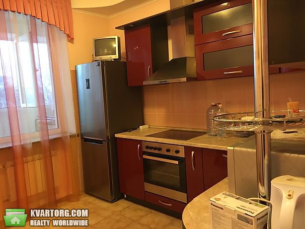 Rent out 1-room apartment. Киев,  Верховинная — photo 1