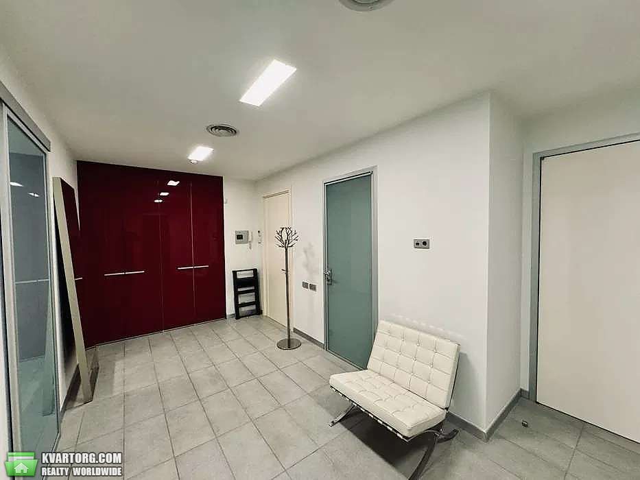 Rent out 3-room apartment. Киев, Назарівська — photo 3