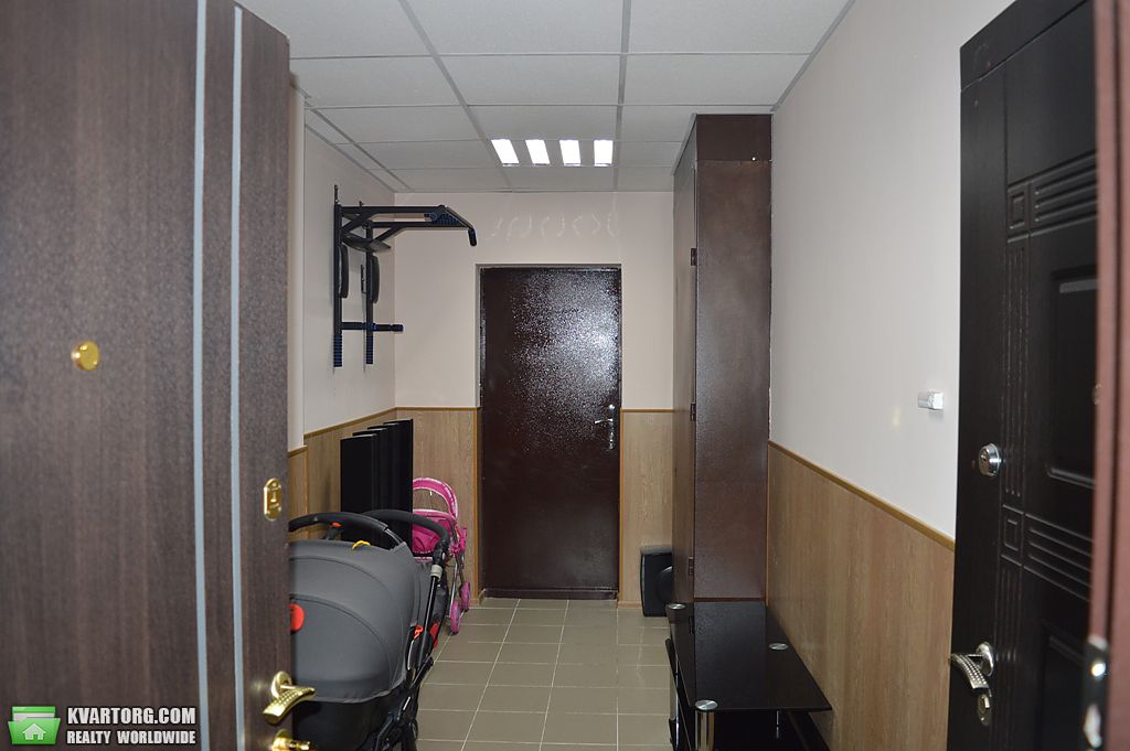 Sell 3-room apartment. Киев,  Милославская — photo 8