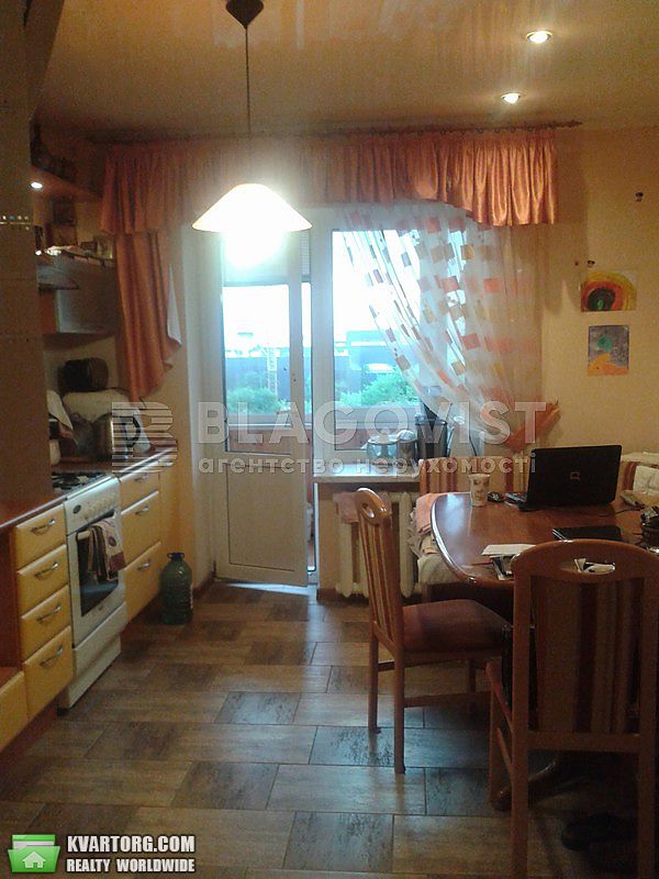 Sell 3-room apartment. Киев,  Теремковская — photo 8