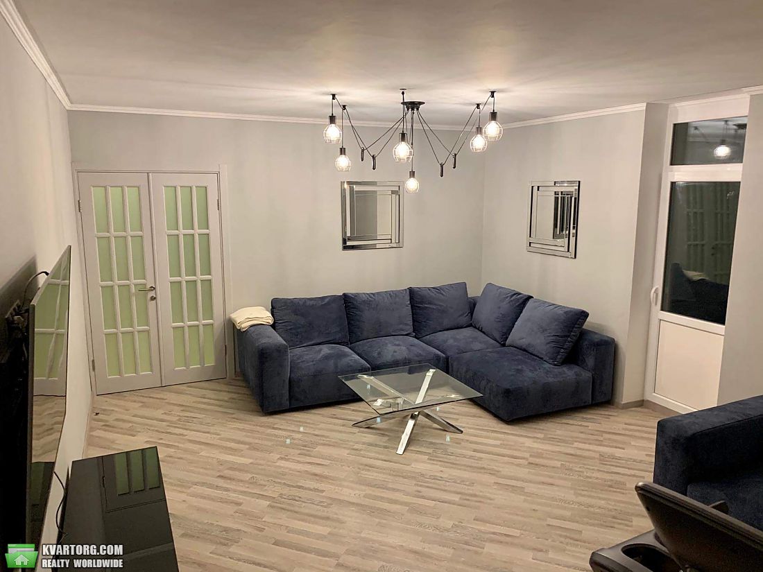 Rent out 2-room apartment. Киев,  Лобачевского пер — photo 6