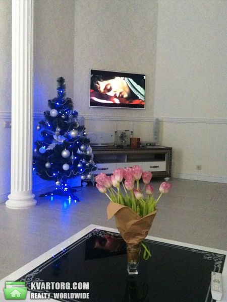 Sell 3-room apartment. Киев, Бассейная — photo 1