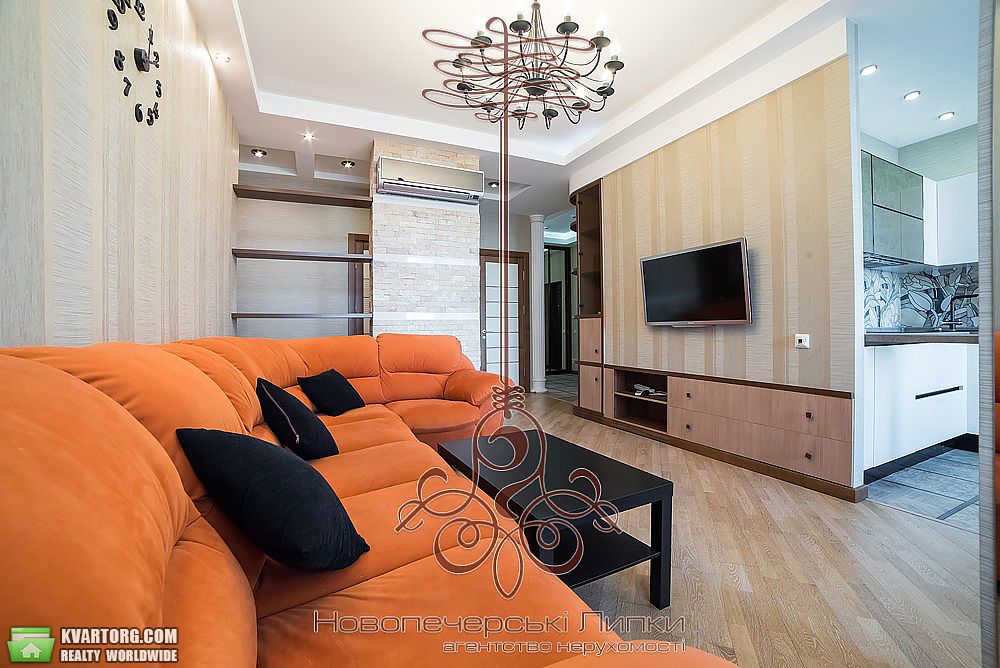 Sell 3-room apartment. Киев,  Драгомирова — photo 2