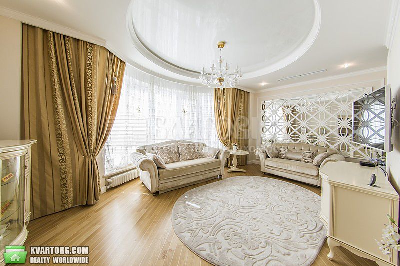Rent out 3-room apartment. Киев,  Барбюса — photo 1