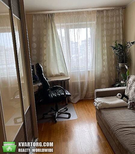 Sell 3-room apartment. Киев,  Радунская — photo 5