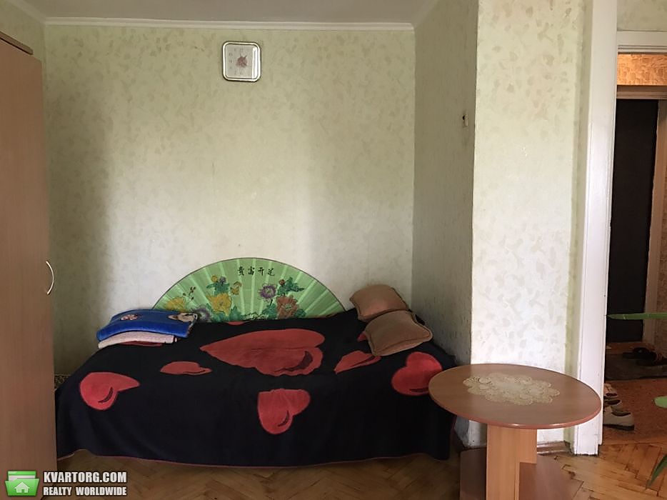 Sell 2-room apartment. Киев,  Ереванская — photo 2