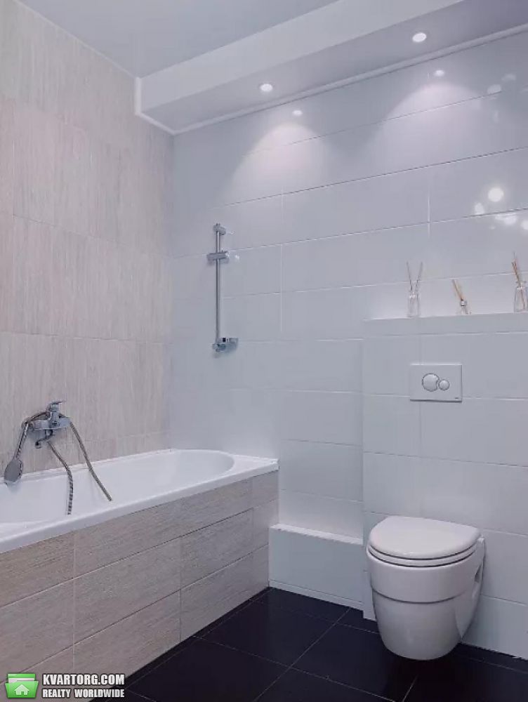 Rent out 3-room apartment. Киев,  Полтавская — photo 8