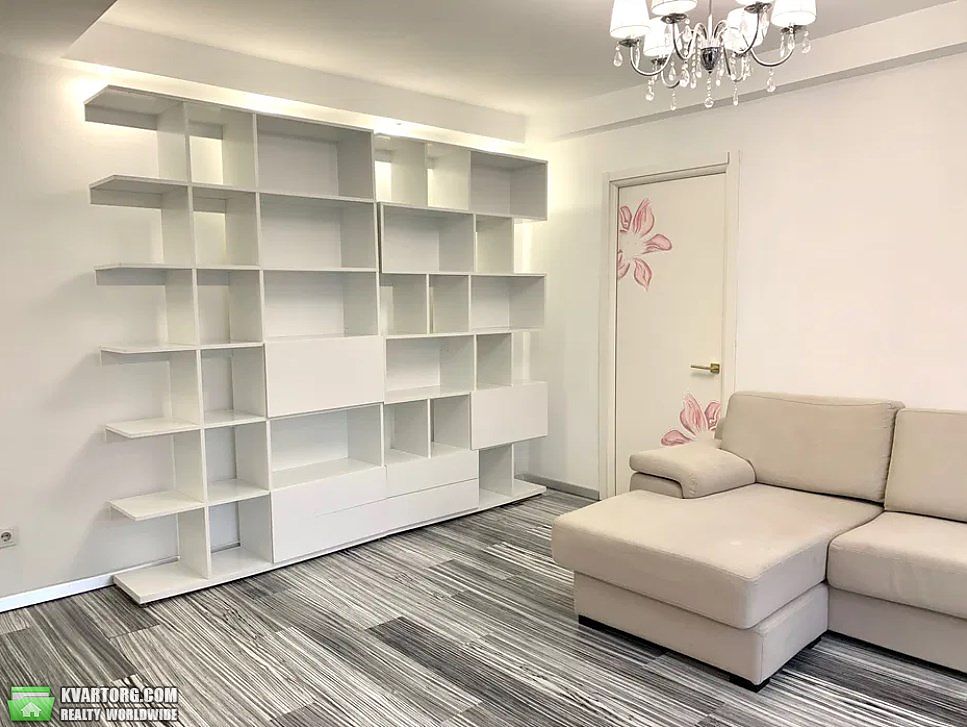 Rent out 2-room apartment. Киев,  Леси Украинки бул — photo 2