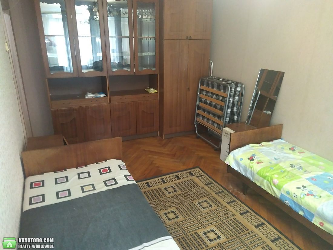 Rent out 1-room apartment. Киев,  Пост-Волынская — photo 4