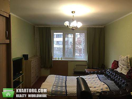 Sell 3-room apartment. Киев,  Милославская — photo 1